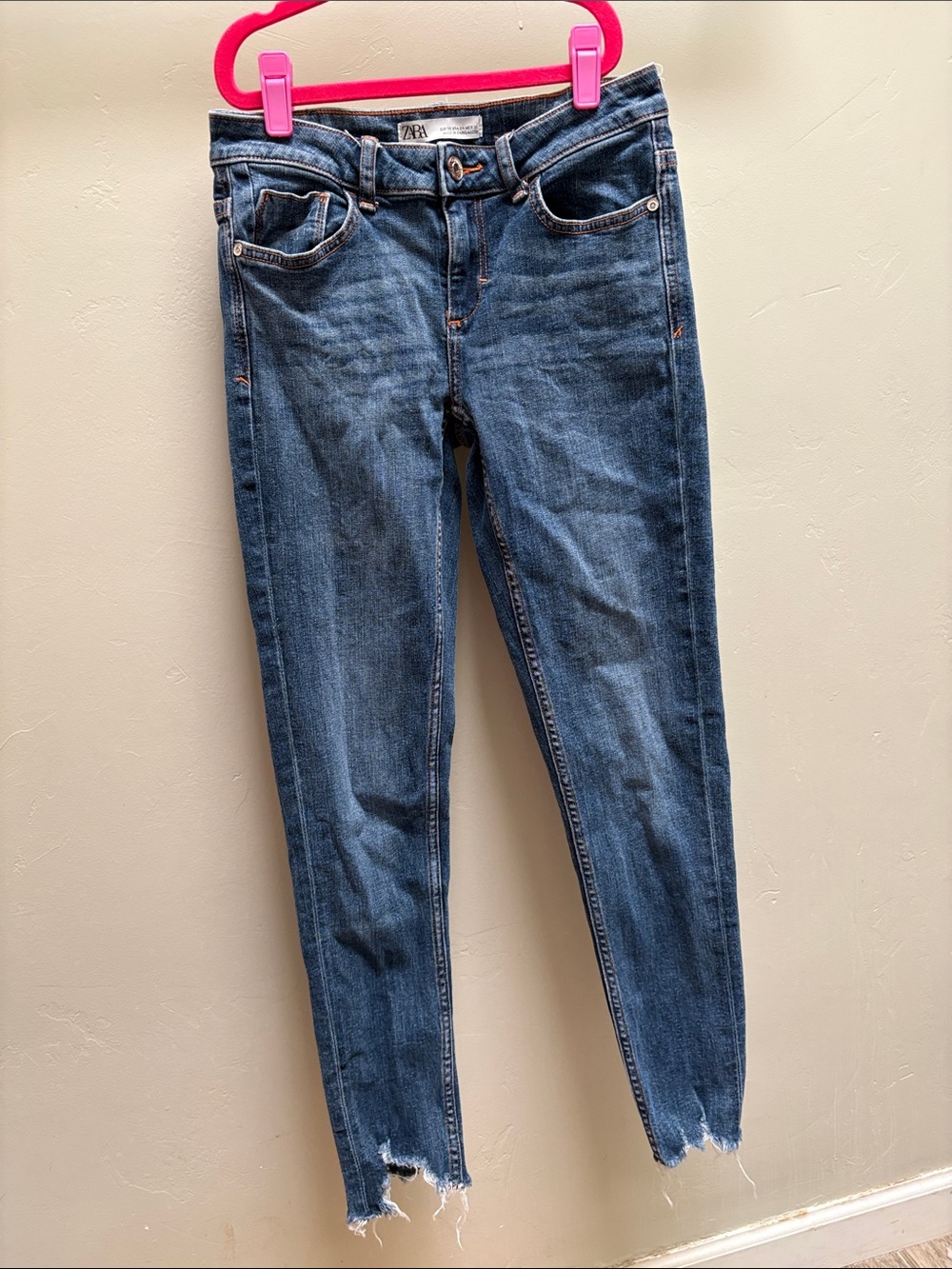 Zara Dark Blue Cropped Frayed-Hem Jeans